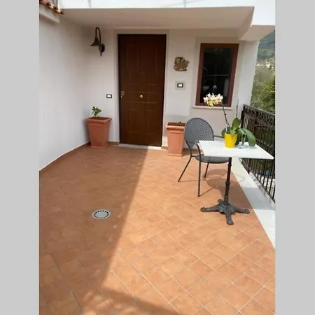 Alloggio A Via Impero *