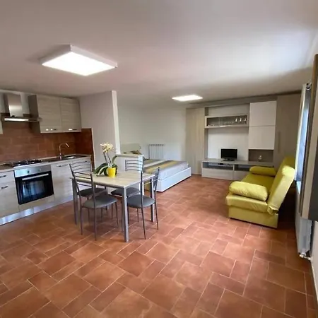 Alloggio A Via Impero Apartmán Lenola